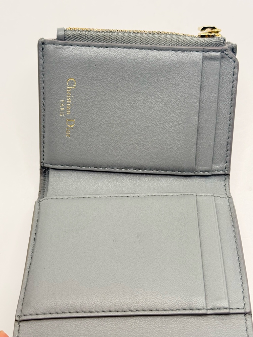 Cloud Blue Calfskin Montaigne Lotus Wallet - Picture 4 of 10